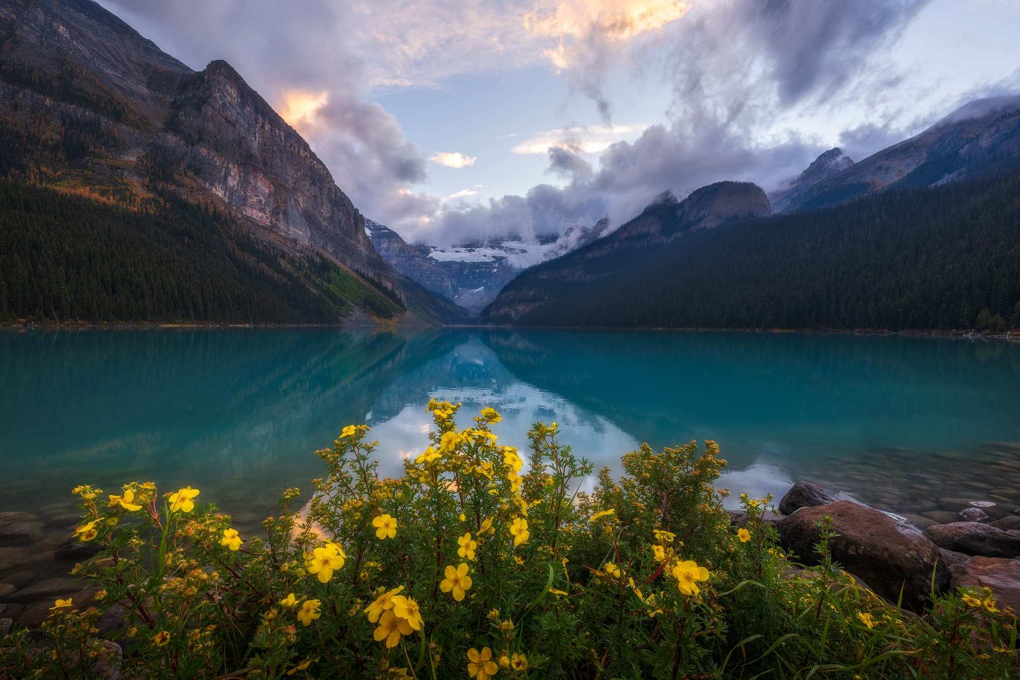 The Great Lake Louise landscape photography print