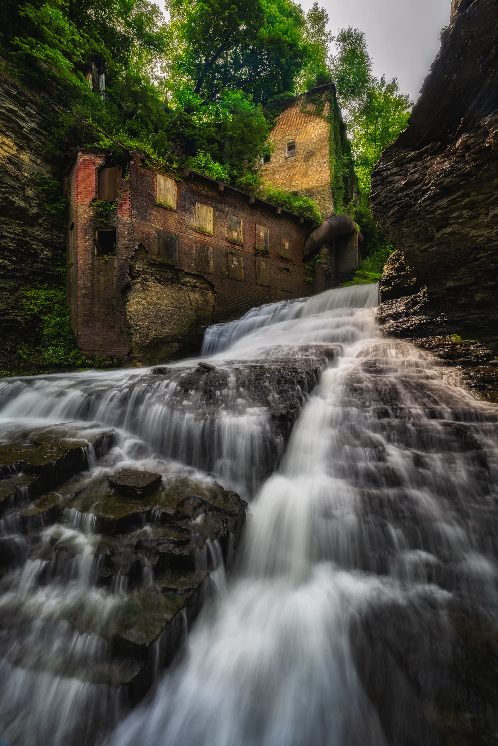 Hydro landscape photography print